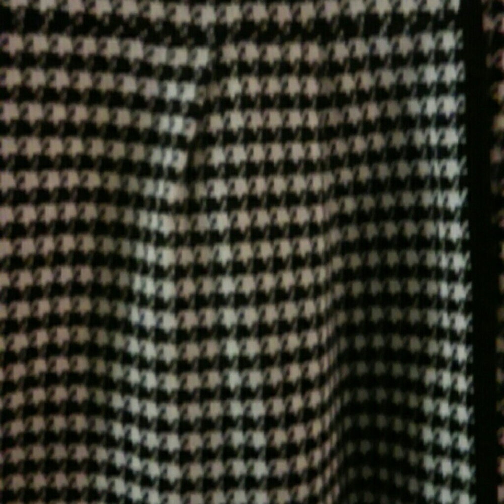 Reference point sweater shell - Picture 3 of 4